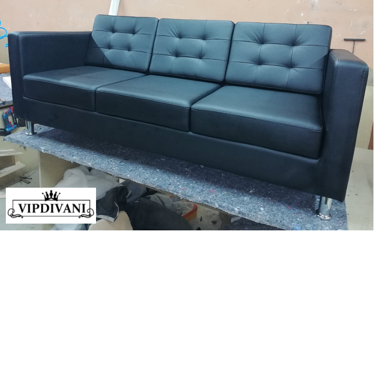 Интерьер трехместный